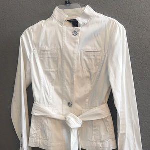 White House Black Market White Jacket with tie